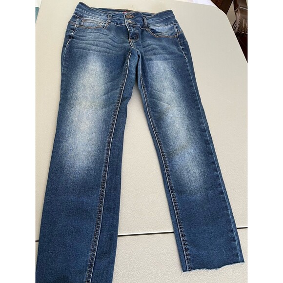 WAX JEAN Denim - WAX Women's Jeans Butt I Love You! Stretch Cropped Skinny Dark Wash Denim Size 9